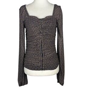 gimmicks by BKE Navy Floral Long Sleeve Ruched Blouse